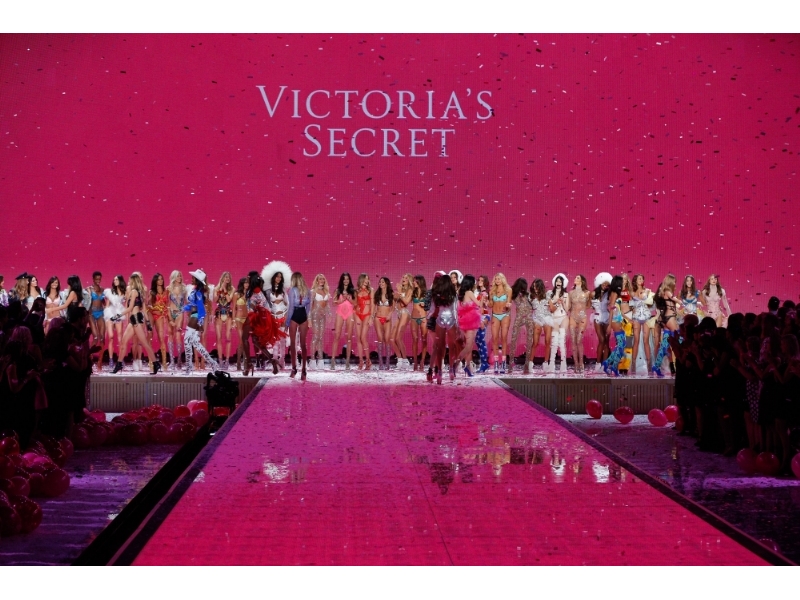 Victorias Secret Fashion Show - 65